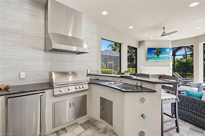 9630 Campanile Cir, Naples, Florida 34114