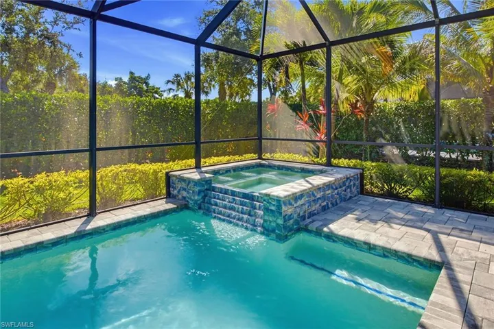 9630 Campanile Cir, Naples, Florida 34114