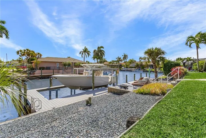 2607 SE 23rd  AVE, Cape Coral, FL 33904