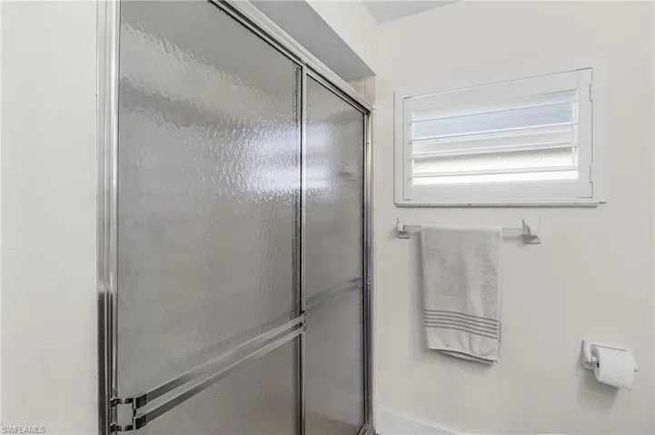 2607 SE 23rd  AVE, Cape Coral, FL 33904
