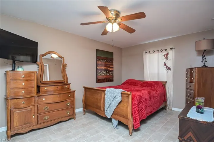 204 Manasota ST, FORT MYERS FL 33913
