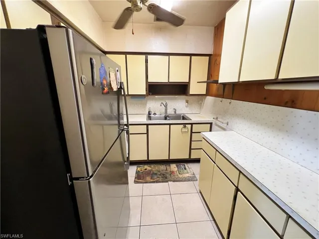13151  Kings Point  DR, Fort Myers, FL 33919