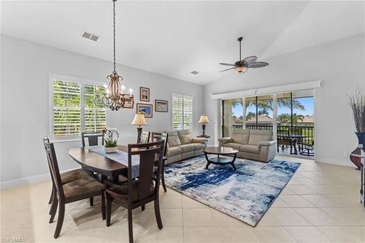6414  Legacy  CIR, Naples, FL 34113