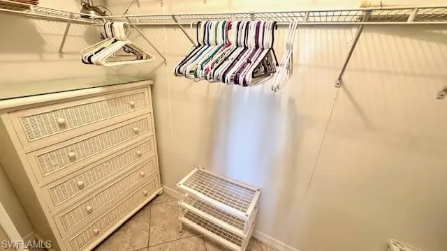 walk in closet