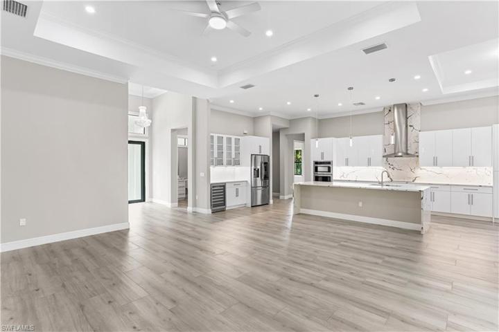 Kitchen/Living