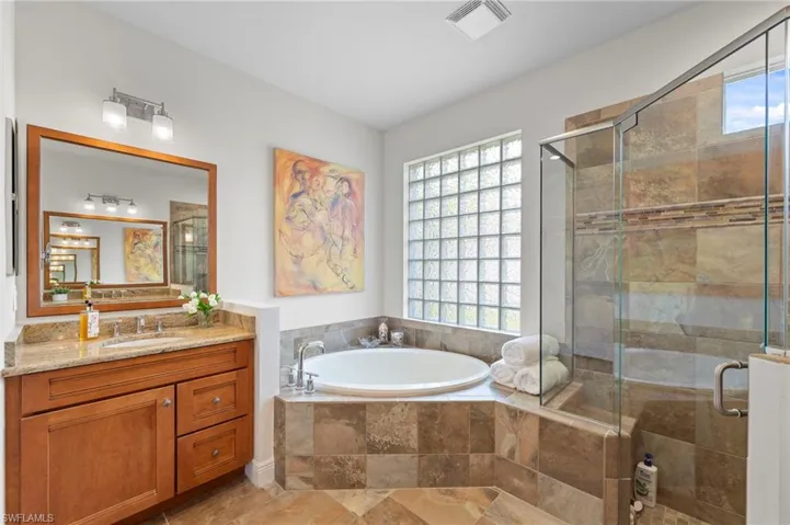 19647 Casa Verde Way, Estero, Florida 33967