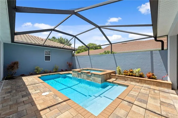 19647 Casa Verde Way, Estero, Florida 33967