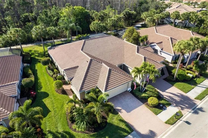 Aerial view of property and surrounding area