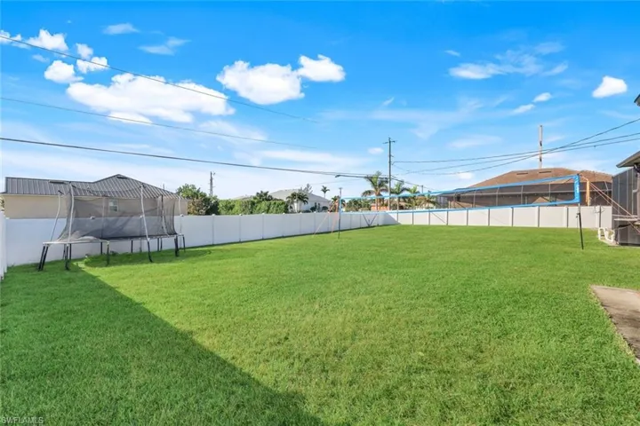Expansive fenced-in area