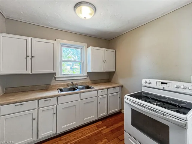 2342 Stella St, Fort Myers, Florida 33901
