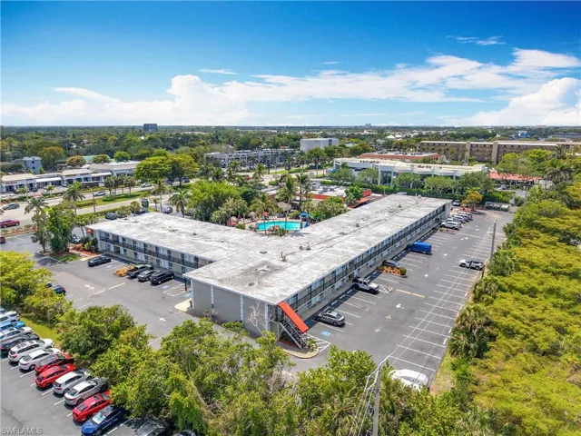 2555 Tamiami Trl N # 111, Naples Fl 34103