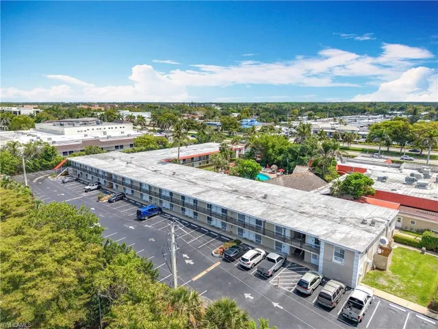 2555 Tamiami Trl N # 111, Naples Fl 34103