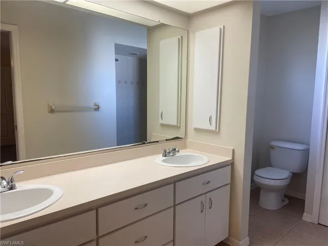 526 SE 2nd  ST, Cape Coral, FL 33990