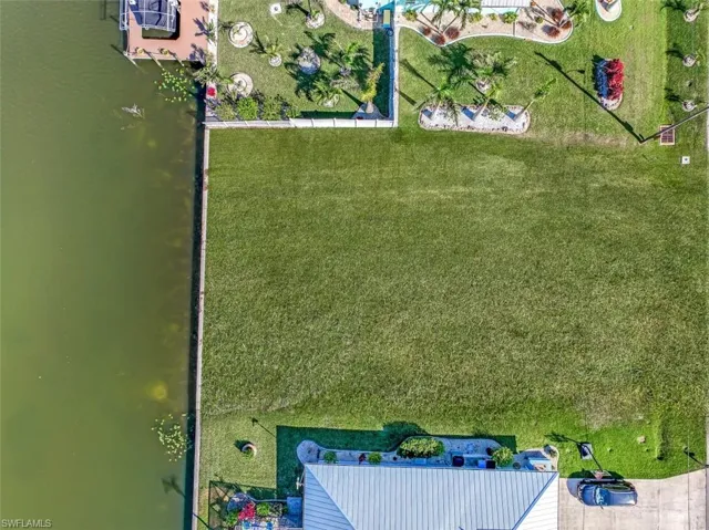 2011 Ne 2nd St, Cape Coral, Florida 33909