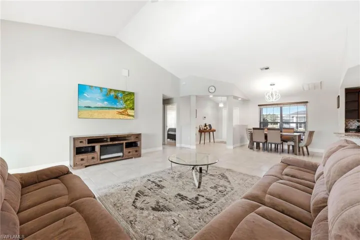 4705  Dora S AVE, Lehigh Acres, FL 33976