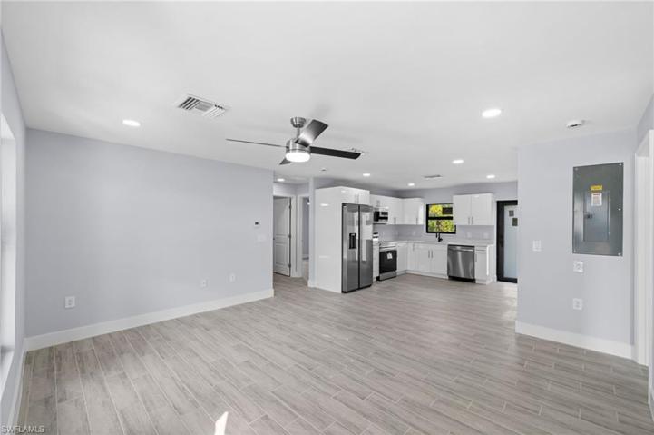 917 Danube ST, LEHIGH ACRES FL 33974