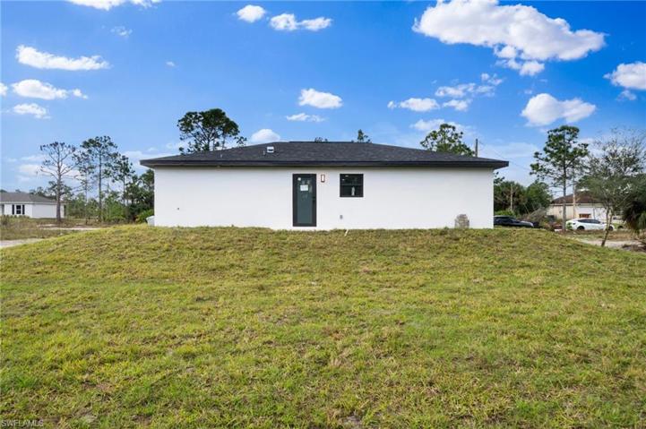 917 Danube ST, LEHIGH ACRES FL 33974