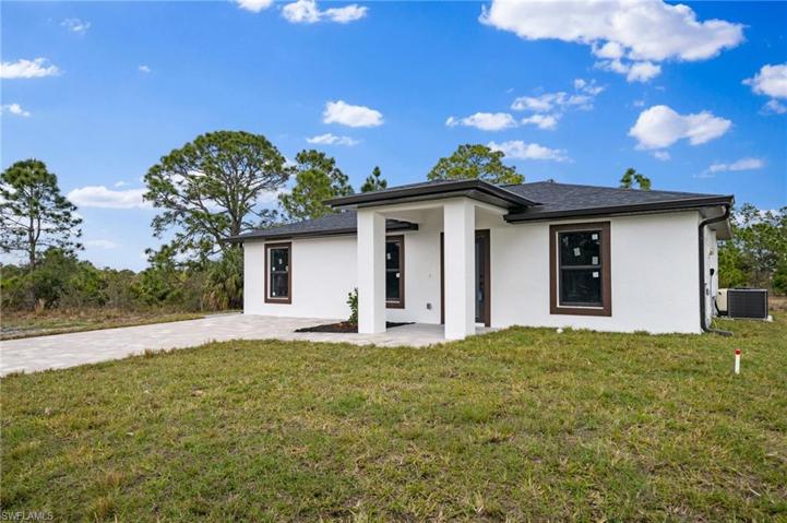 917 Danube ST, LEHIGH ACRES FL 33974