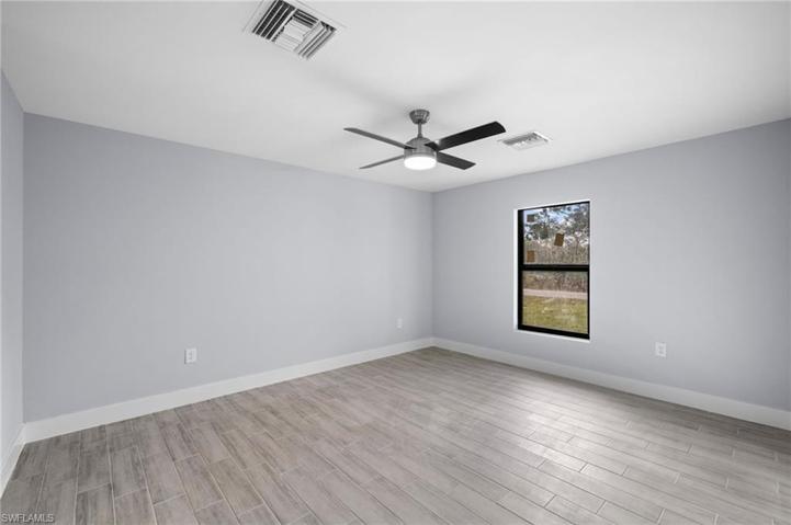 917 Danube ST, LEHIGH ACRES FL 33974