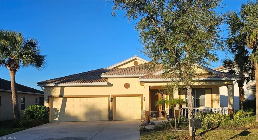 1113  Amber Lake  CT, Cape Coral, FL 33909