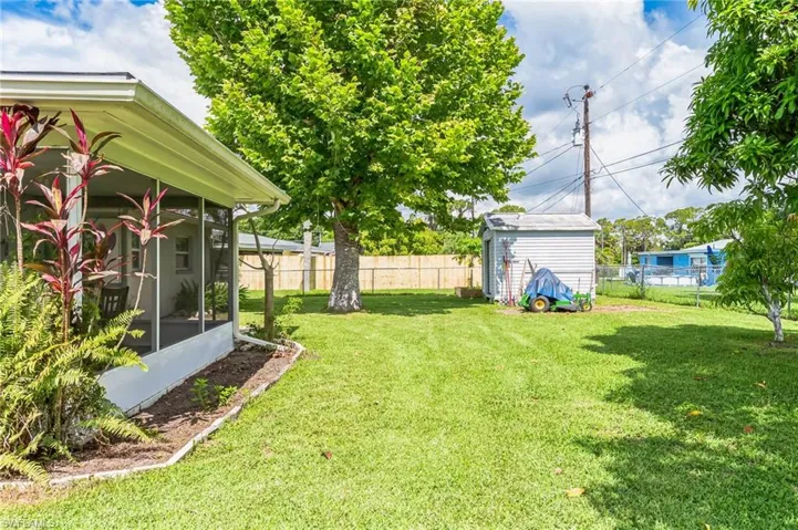 703  Willow  DR, Lehigh Acres, FL 33936