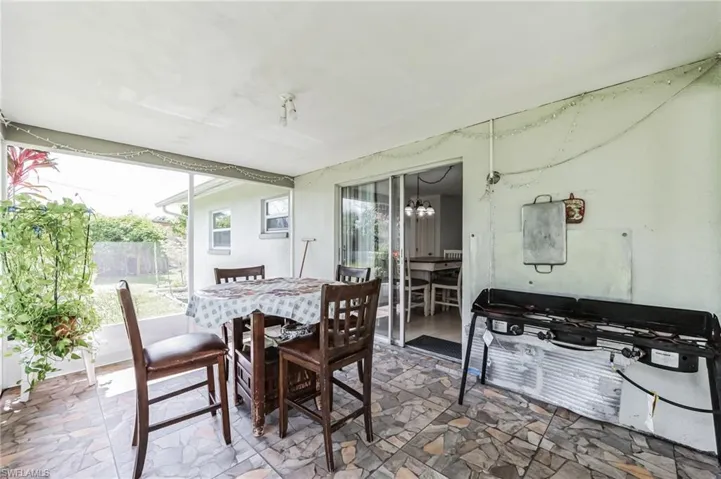 703  Willow  DR, Lehigh Acres, FL 33936