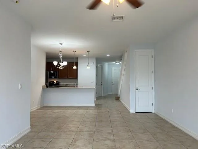 7784 Bristol Cir, Naples, Florida 34120