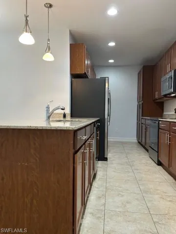 7784 Bristol Cir, Naples, Florida 34120