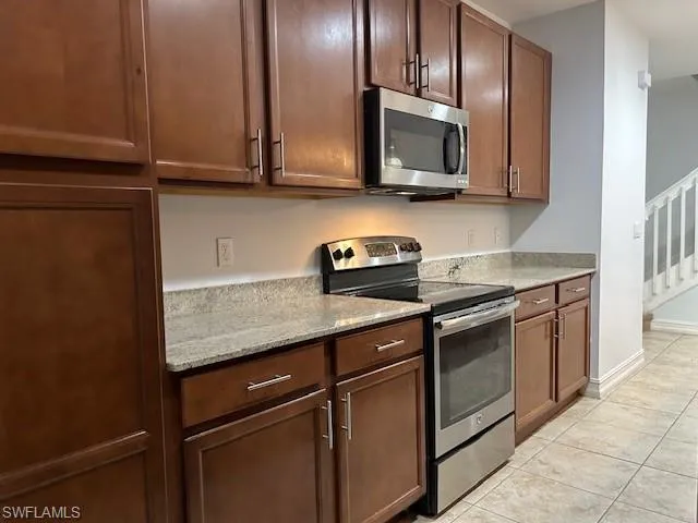 7784 Bristol Cir, Naples, Florida 34120