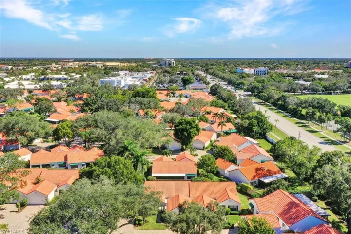 714 Reef Point Cir, Naples, Florida 34108