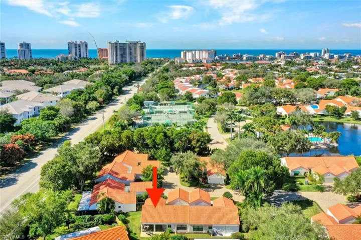 714 Reef Point Cir, Naples, Florida 34108