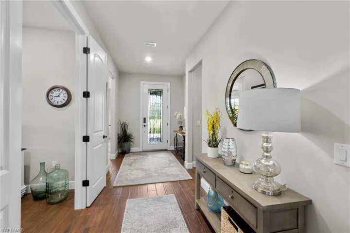 Foyer entryway