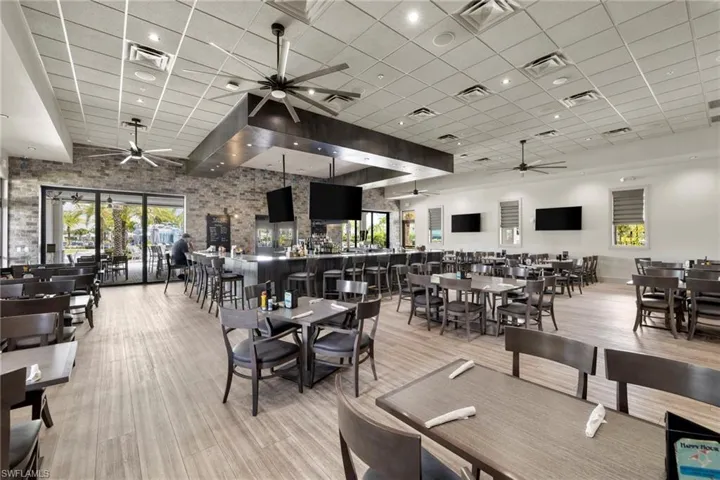 Barefoot Bar and Grill