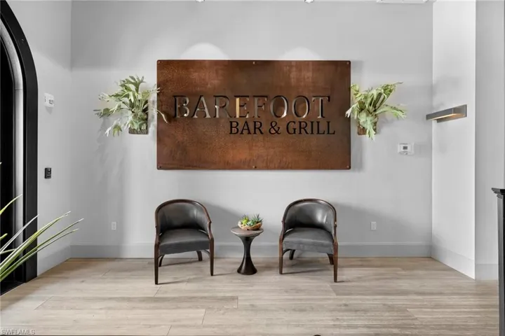 Barefoot Bar and Grill