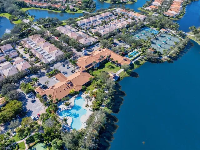 Amenities /Town Center