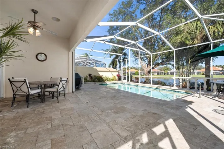 Travertine tile lanai