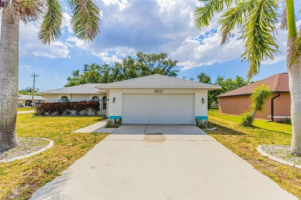 3418 15th PL, Cape Coral, FL 33904,224038996