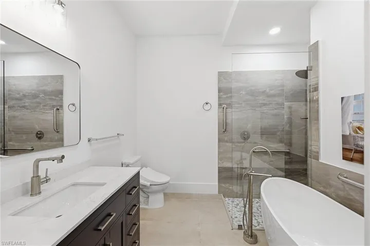 1232 Royal Palm Dr, Naples, Florida 34103