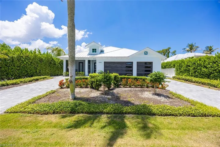 1232 Royal Palm Dr, Naples, Florida 34103