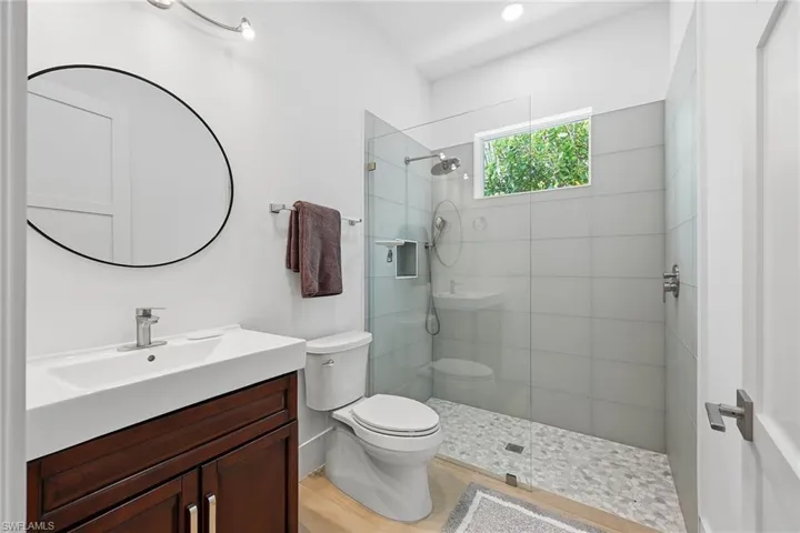1232 Royal Palm Dr, Naples, Florida 34103