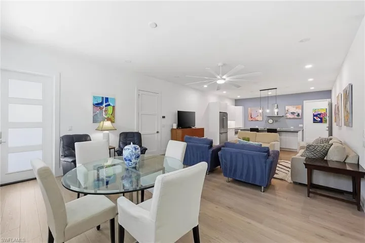 1232 Royal Palm Dr, Naples, Florida 34103