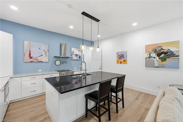 1232 Royal Palm Dr, Naples, Florida 34103