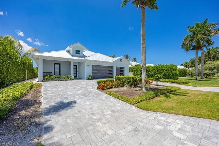 1232 Royal Palm Dr, Naples, Florida 34103