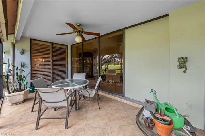View of patio / terrace with ceiling fan