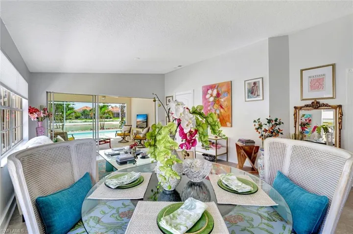 3128  Andorra  CT, Naples, FL 34109