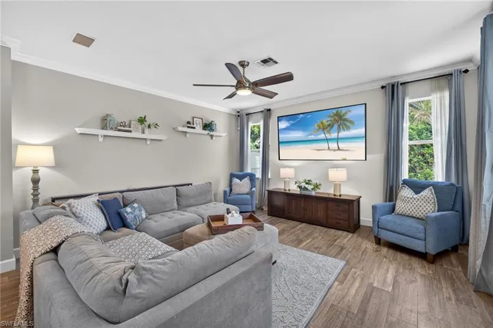 Family Room with Crown Molding
