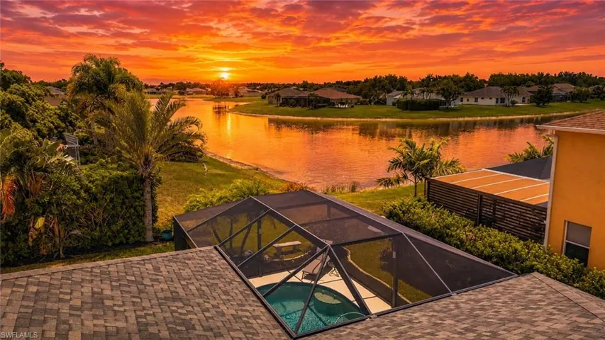 Western Rear Exposure offers beautiful sunsets