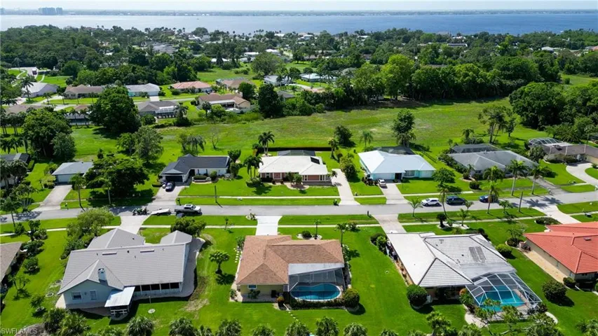 4180  Prestwick  CT, North Fort Myers, FL 33903
