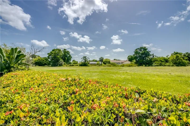 4180  Prestwick  CT, North Fort Myers, FL 33903