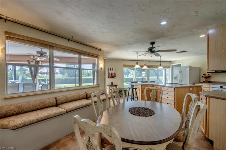 4180  Prestwick  CT, North Fort Myers, FL 33903